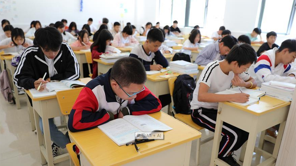 秋季開學(xué)，共同鞏固防疫新格局