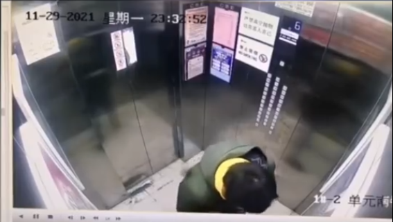 撒尿外賣惡心眾人， 問題不止出在騎手