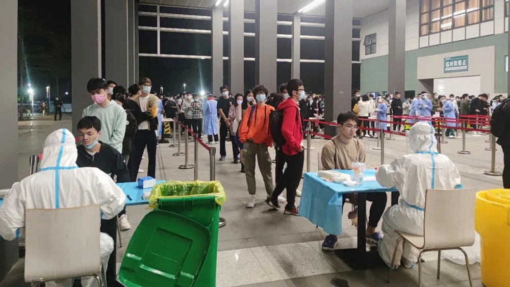 致敬火線戰(zhàn)疫的TA們：感謝你，辛苦了