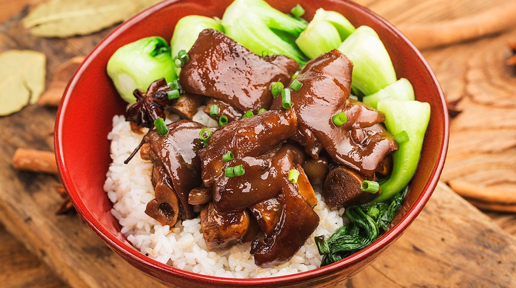 療愈心靈的，可能只是一份平凡的豬腳飯